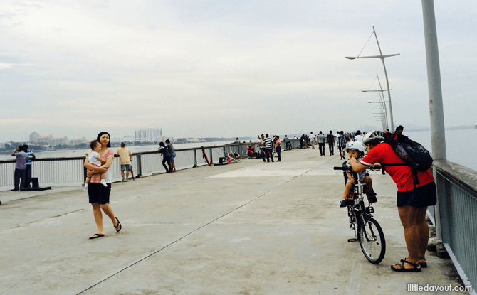 Woodlands Waterfront: Sea Woodlands Waterfront Jetty