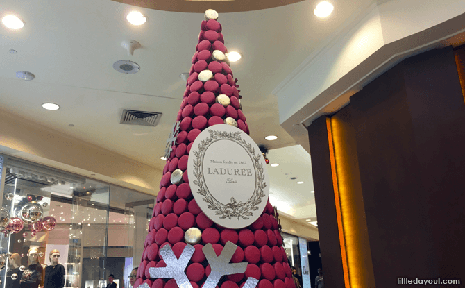 Macaron Christmas Tree