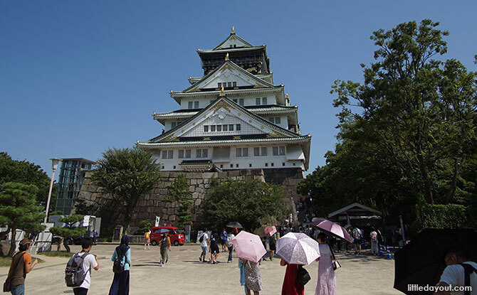 Approach to Osaka Castle