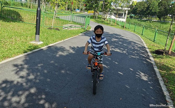 8 Family-friendly Sports to Play - Cycling