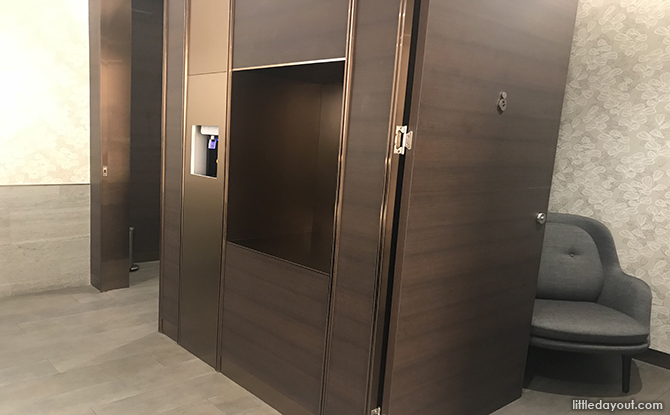 Jewel Changi breastfeeding room