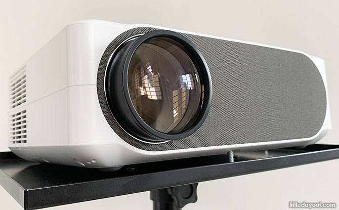 LUMOS Auro Projector - All In One