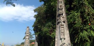 Hike at Sentosa Coastal Trail