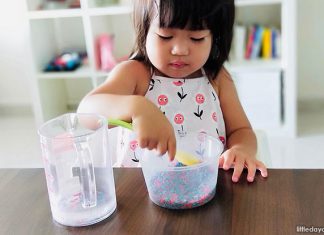 Bite-sized Parenting: Easy Sensory Play Ideas That You Can Do At Home Easy Sensory Play Ideas That You Can Do At Home