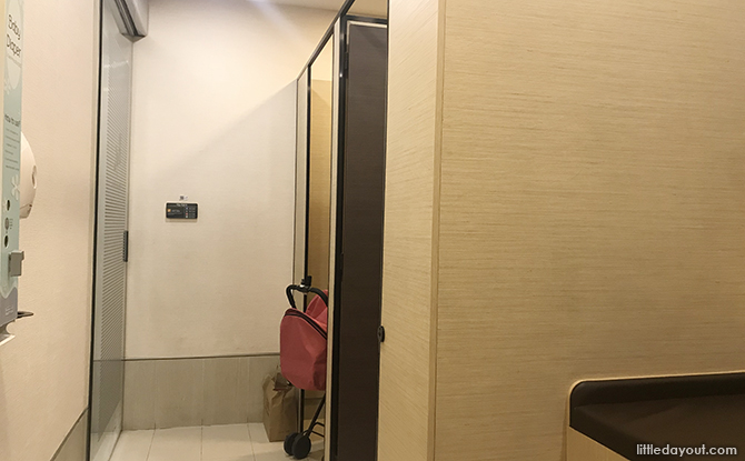 private breastfeeding rooms
