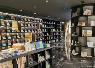 ZALL Bookstore: 5 Highlights Of The Chinese Book Store At Wheelock Place ZALL Bookstore: 5 Highlights Of The Chinese Book Store At Wheelock Place