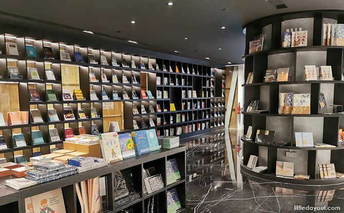 e04--zall ZALL Bookstore: 5 Highlights Of The Chinese Book Store At Wheelock Place