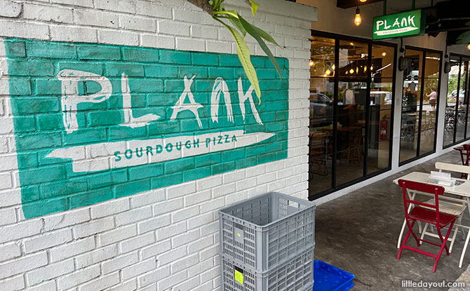 Plank sourdough pizza
