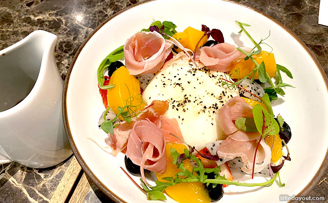 Italian Burrata and Parma Ham Salad