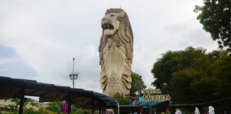 e05-merlion