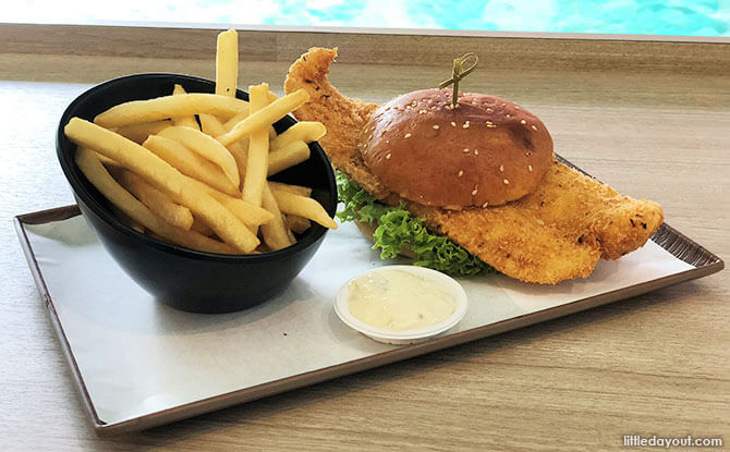 Crispy fish burger, Grub Balestier