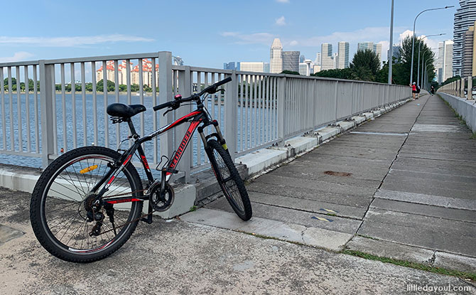 Cycling Around Marina Bay & Kallang Basin: Route, Map & Landmarks Cycling Around Marina Bay & Kallang Basin: Route, Map & Landmarks