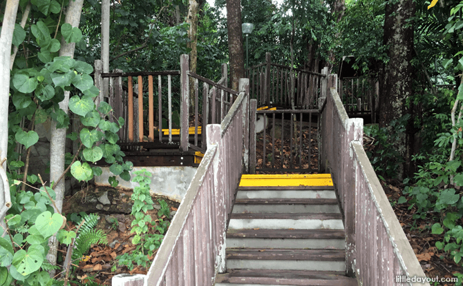 Stairs leading Cliff Walk along the Changi Boardwalk