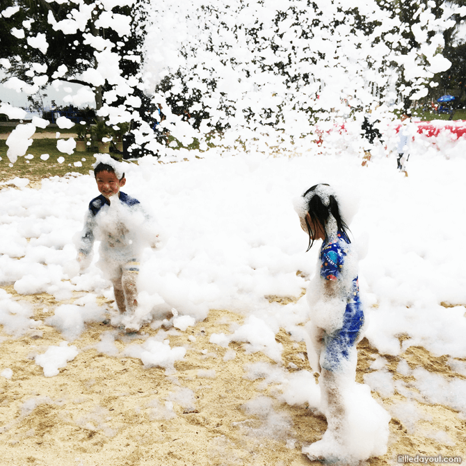 Sentosa FunFest 2016 foam play