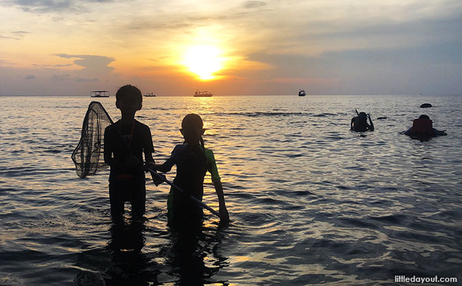 Sunset fishing in Tioman with Kids