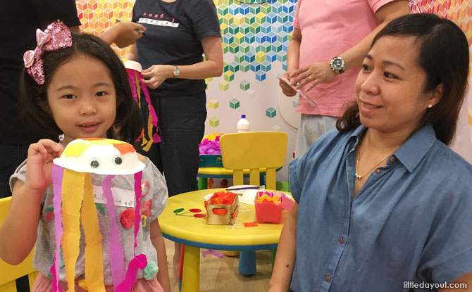 Our little artist was proud of her one-of-a-kind sea jelly, made together with Mummy.