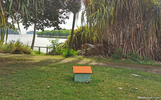 Little houses at Lazarus Island