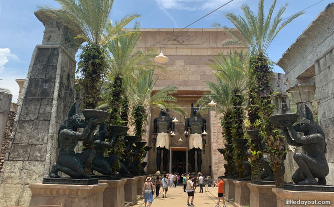 Top Tips for Visiting Universal Studios Singapore 1 Orientate Yourself to Universal Studios Singapore’s Layout