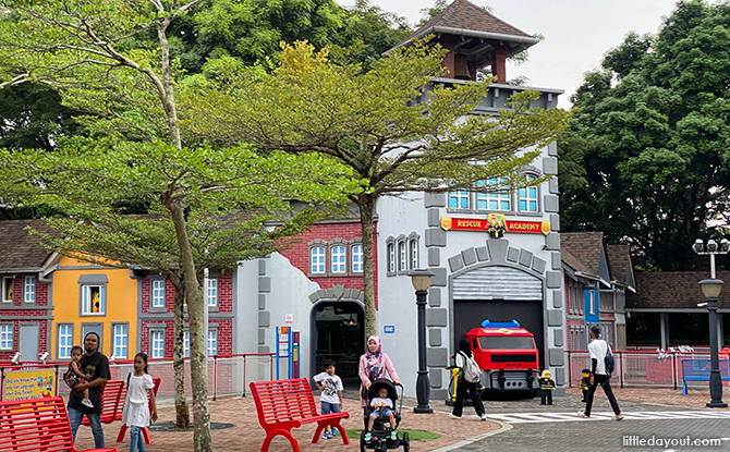 LEGOLAND Malaysia LEGO City Fire Rescue Academy 