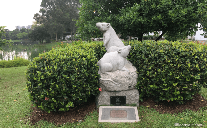 Chinese Garden rat statue