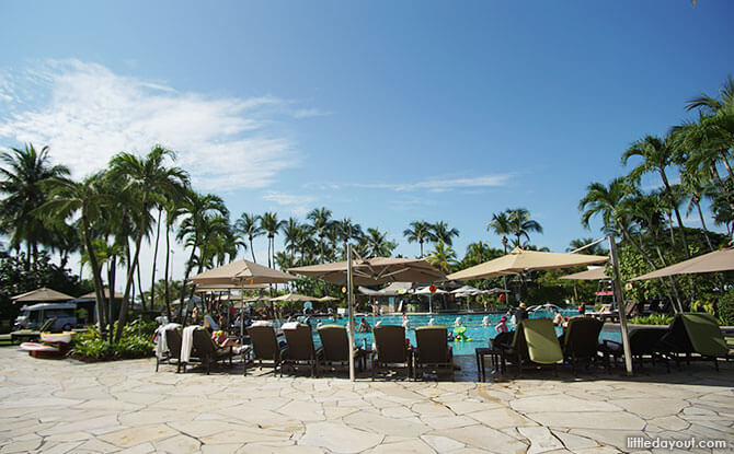 Rasa Sentosa Swimming Pool