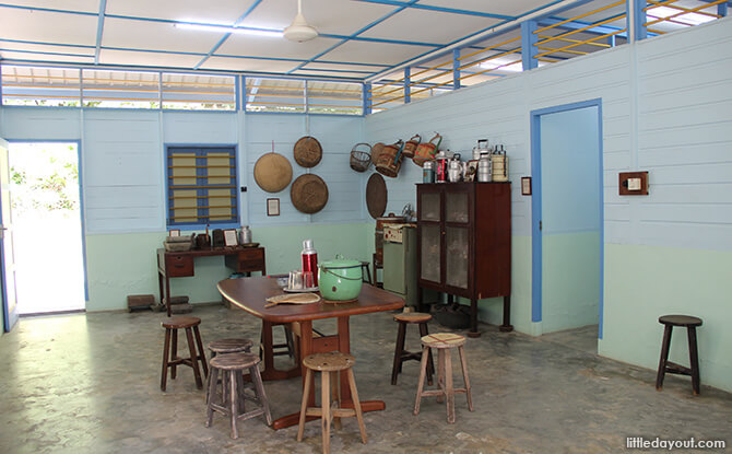 Pulau Ubin Chinese Kampong House: Kitchen