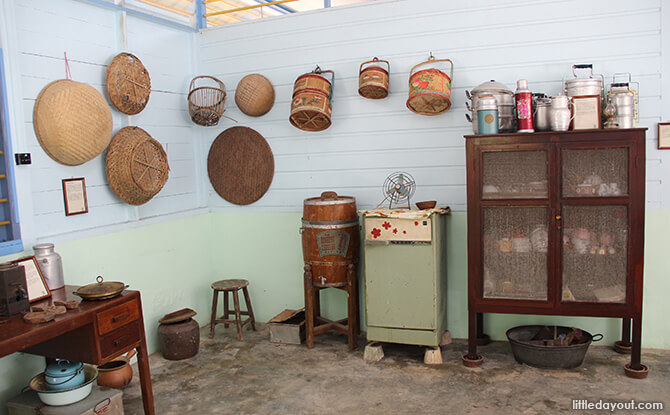 Pulau Ubin Chinese Kampong House: Dry Food Cabinet