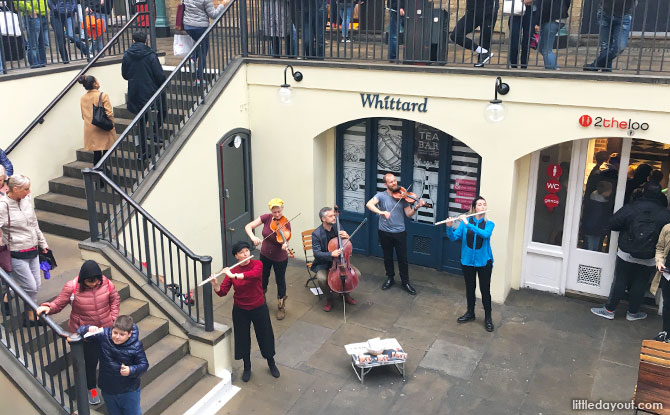 Buskers at Covent Garden