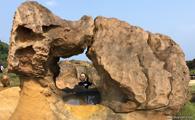 Can I name these the ‘Kissing Rocks’, and our little one ‘World’s Biggest Light Bulb’?