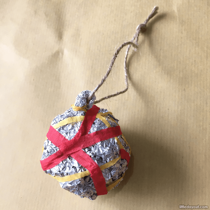 DIY Christmas decor baubles