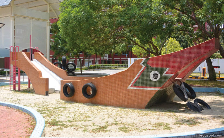 Sampan Playground at Elias Mall