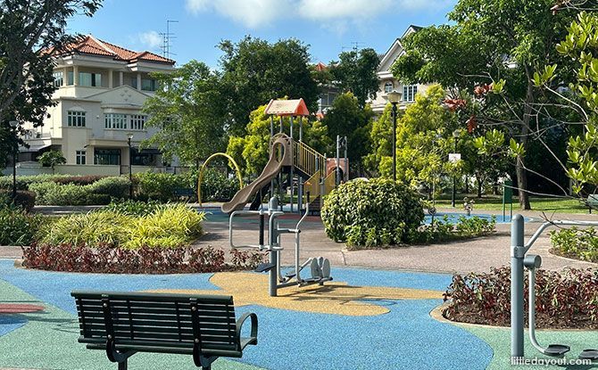 Eastwood Park Playground: Play Spot Along Sungei Bedok