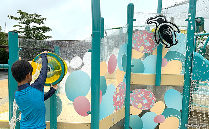What to Know About Egg Splash Water Play at Bird Paradise