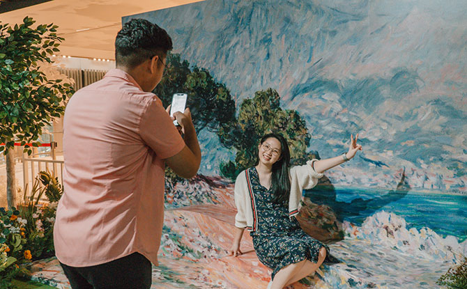 Monet – A Journey through Seasons at Changi: Art Installation at Terminal 2