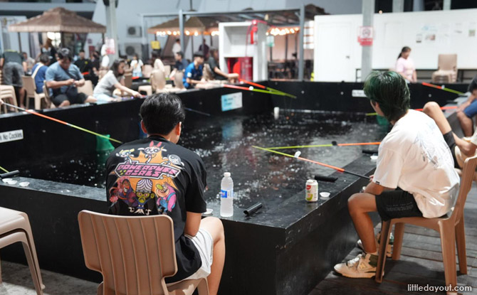 Family Day Out at Fish @ Woodleigh: Kampung Fishing, Prawning & More 5 Prawning experience (and an unexpected lesson in patience)