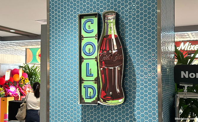 Theming at the Junction 8 Food Court