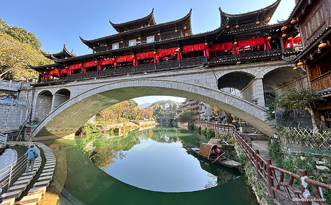 Furong Ancient Town: A Beautiful Stopover Near Zhangjiajie 2 view of Tusi Bridge