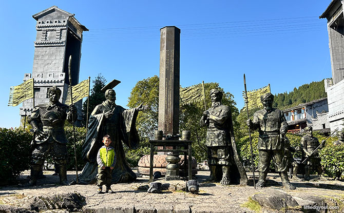 Furong Ancient Town: A Beautiful Stopover Near Zhangjiajie 12 Xizhou Copper Pillar Park