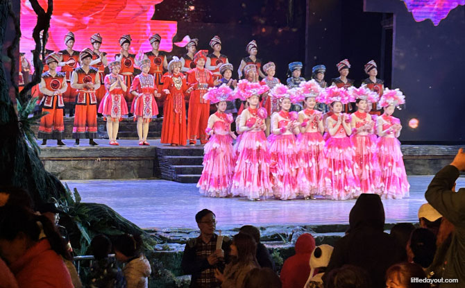 Furong Ancient Town: A Beautiful Stopover Near Zhangjiajie 18 Cultural show