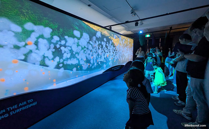 Dance Dance Chromatics: Create Abstract Digital Paintings by Dancing