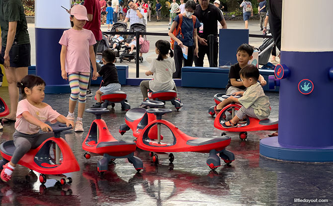 Gardens by the Bay Children's Festival ride