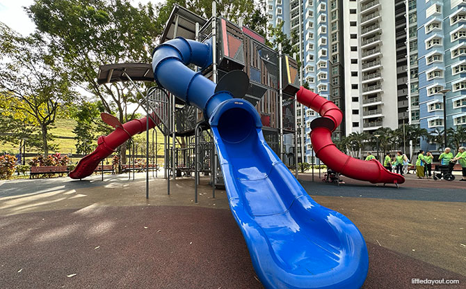 Goodview Gardens Playground: Multi-Level Complex With 3 Tall Slides! 5 tall closed slides