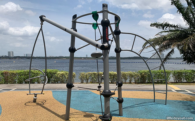 Irau Drive Playground: Play Spot by the Sea