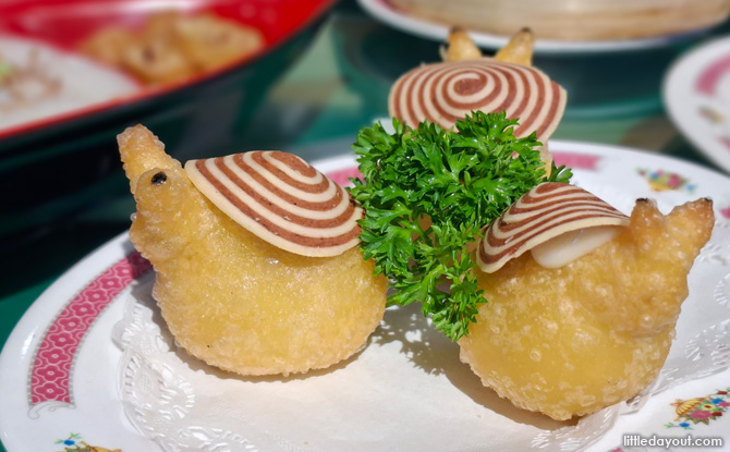 Crispy Mushroom Snails’ (S$6.80)