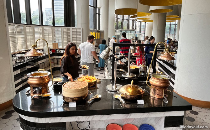 Breakfast at Holiday Inn Atrium