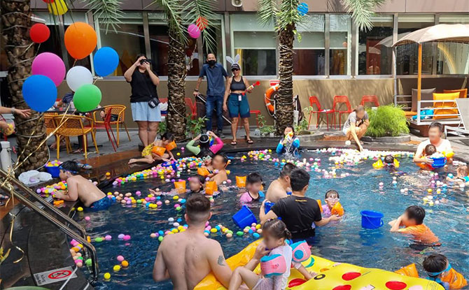 Aqua Egg Hunt at ibis Styles Singapore on MacPherson