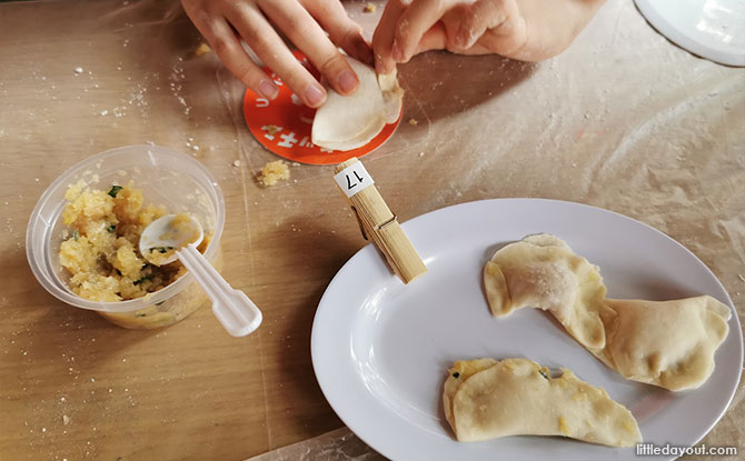 Making Gyozas