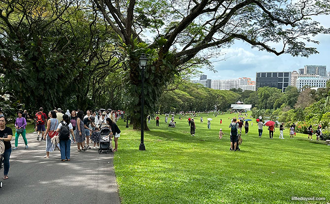 Istana Open House Guide: 14+ Things To See & Do 2 What to See at the Istana Open House: Sights & Landmarks