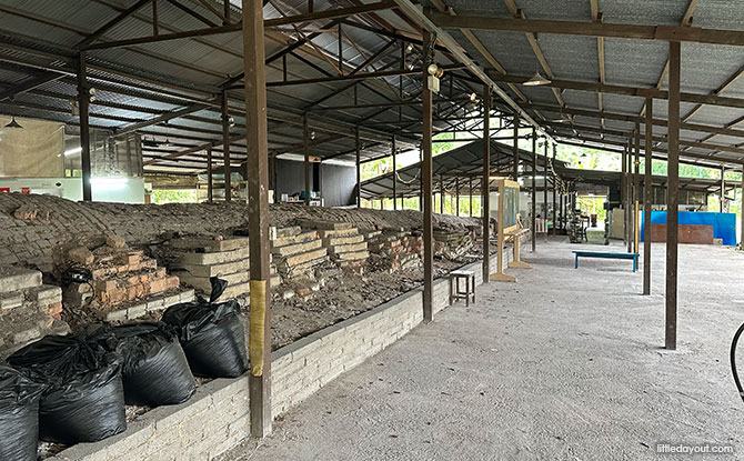 Jalan Bahar Clay Studios: Guan Huat Dragon Kiln & Artist Community 3 Guan Huat Dragon Kiln is 43 metres long