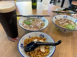 Jelita Mall: Food, Shopping & Supermarket
